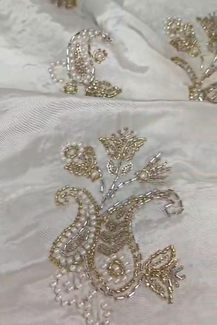 Ivory Pearl Paisley